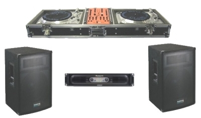 2 turntables and mixer with 2 speakers and amplifier